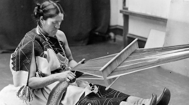 We-Wa, a Zuni berdache crafting